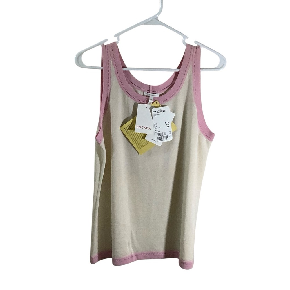 Escada Pink Tank Top with Scoop Neckline and Relaxed Fit